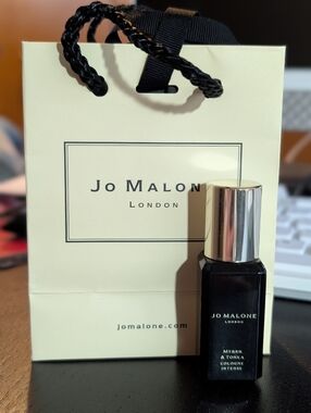 Jo Malone Black & Silver Myrrh & Tonka  0.3 OZ